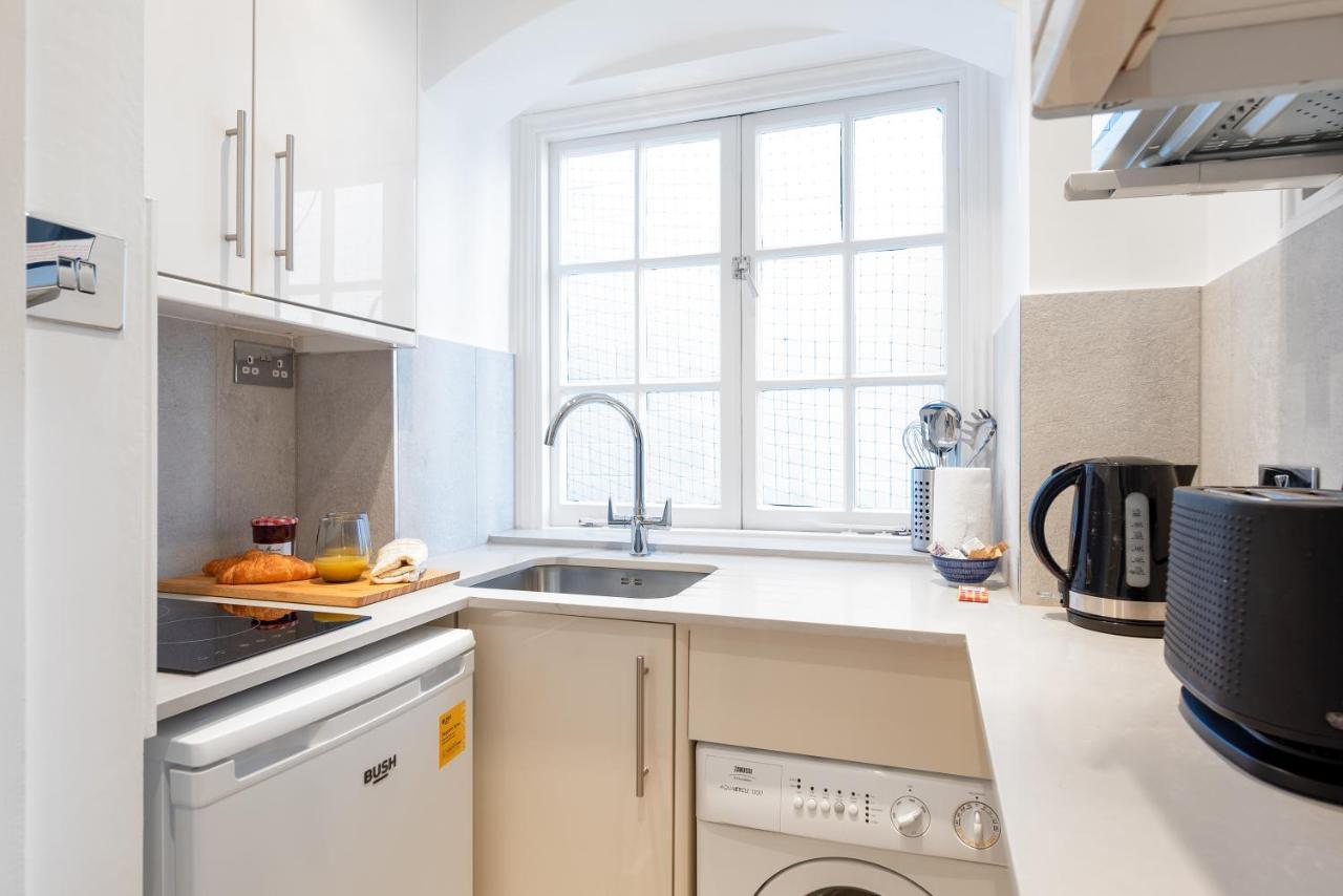 Capital Sloane Street Studio With Balcony لندن المظهر الخارجي الصورة